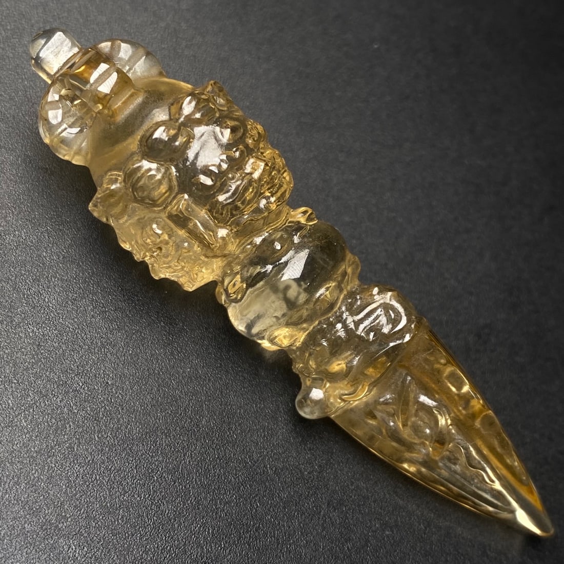 An Exquisite Crystal Vajry Pestle Pendant: An Exquisite Crystal Vajry Pestle Pendant,Size:71mmx18mm,Weight:19.6g 水晶金刚杵挂件