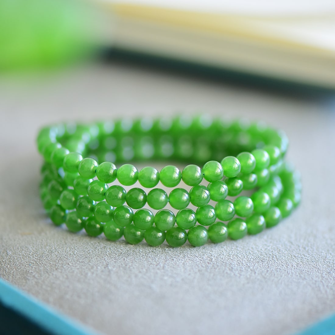 An Exquisite Jasper Bracelets - 5