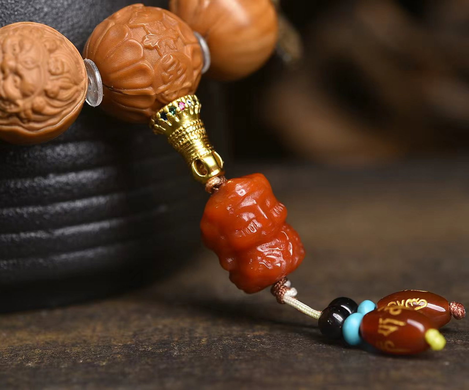 An Exquisite Walnut Bracelets - 4