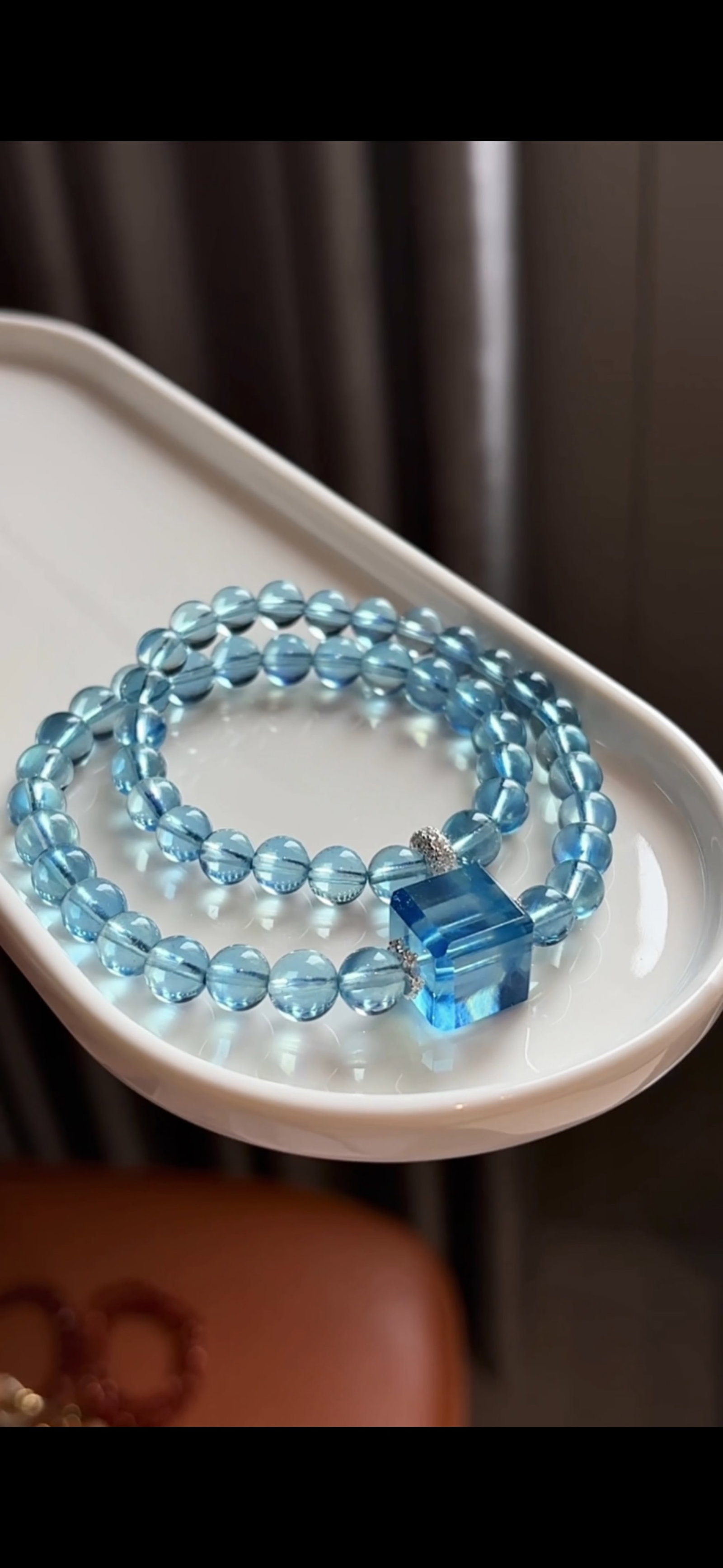 An Exquisite Aquamarine Bracelets (1 of 6)