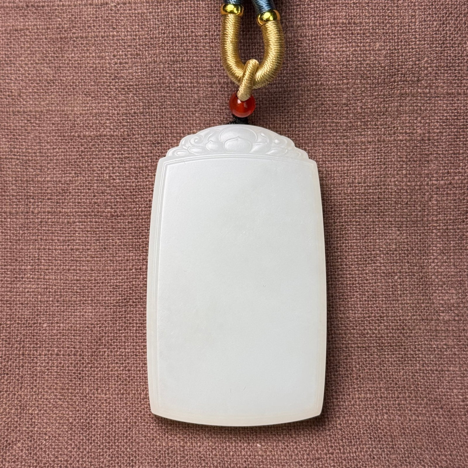 An Exquisite White Jade Pendant: An Exquisite White Jade Pendant,Qing Dynasty,China,Size:59mmx35mmx9mm,Weight:52g 白玉挂件,中国清代
