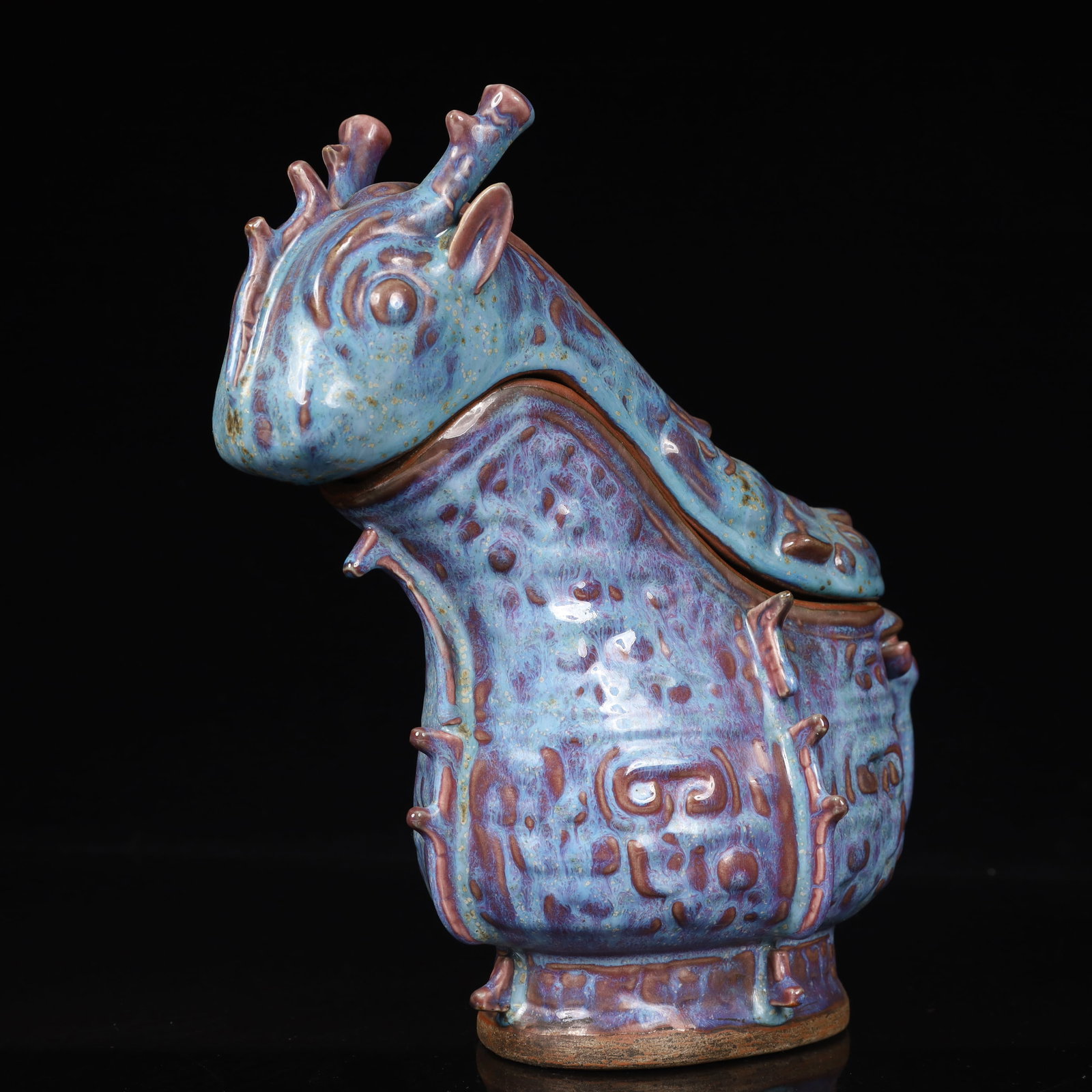 An Exquisite Jun yao Beast-Face Pattern Ewer - 6