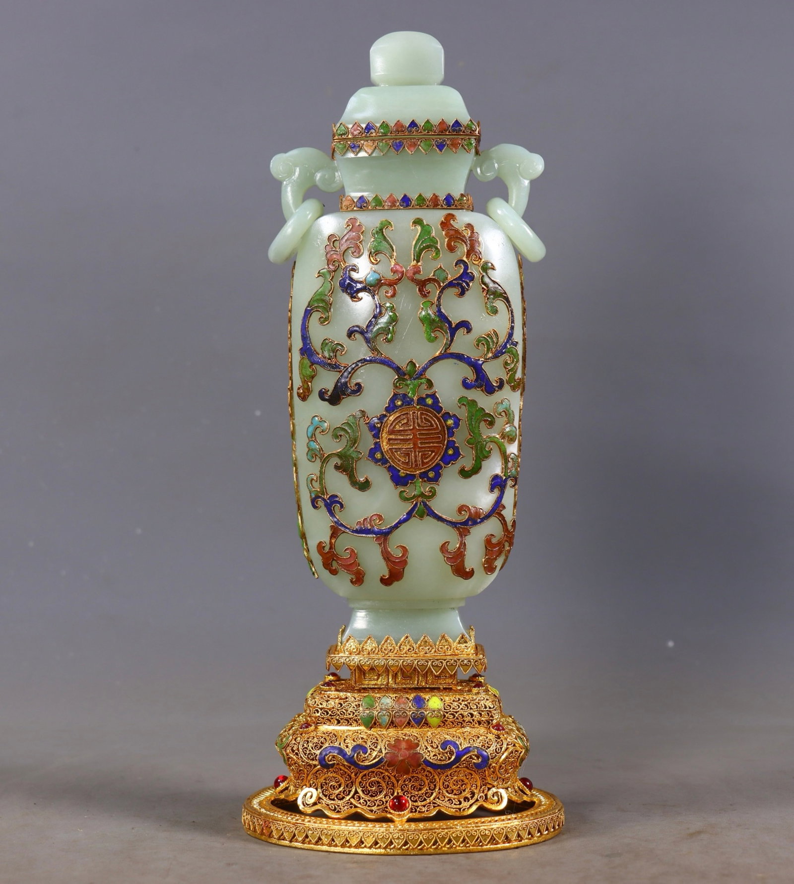 An Exquisite Filigree and Gilding Inlaid White Jade Shou-Character Pattern Double-Ears Bottle,Inlaid: An Exquisite Filigree and Gilding Inlaid White Jade Shou-Character Pattern Double-Ears Bottle,Inlaid Gems,Qing Dynasty,China,Qianlong Four-character Mark,Size:10.8inx4.3inx3.5in,Weight:643g 