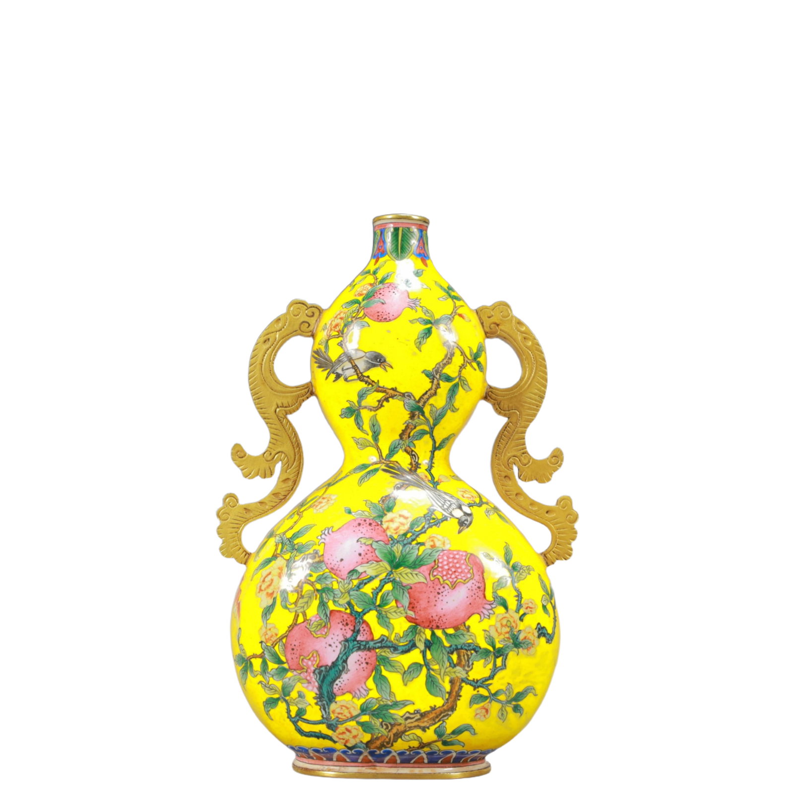 An Exquisite Painted Enamel Pomegranate Pattern Double-Ears Gourd-Shaped Vase: An Exquisite Painted Enamel Pomegranate Pattern Double-Ears Gourd-Shaped Vase,Qing Dynasty, China,Qianlong Four-character Mark,Size:4.3inx2.4inx6.7in,Weight:400g 
