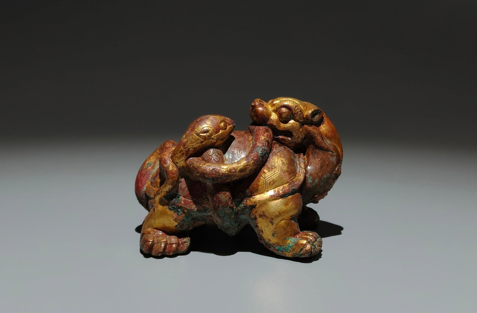 An Exquisite Gilt Bronze Snake Pattern Turtle Ornament (1 of 9)