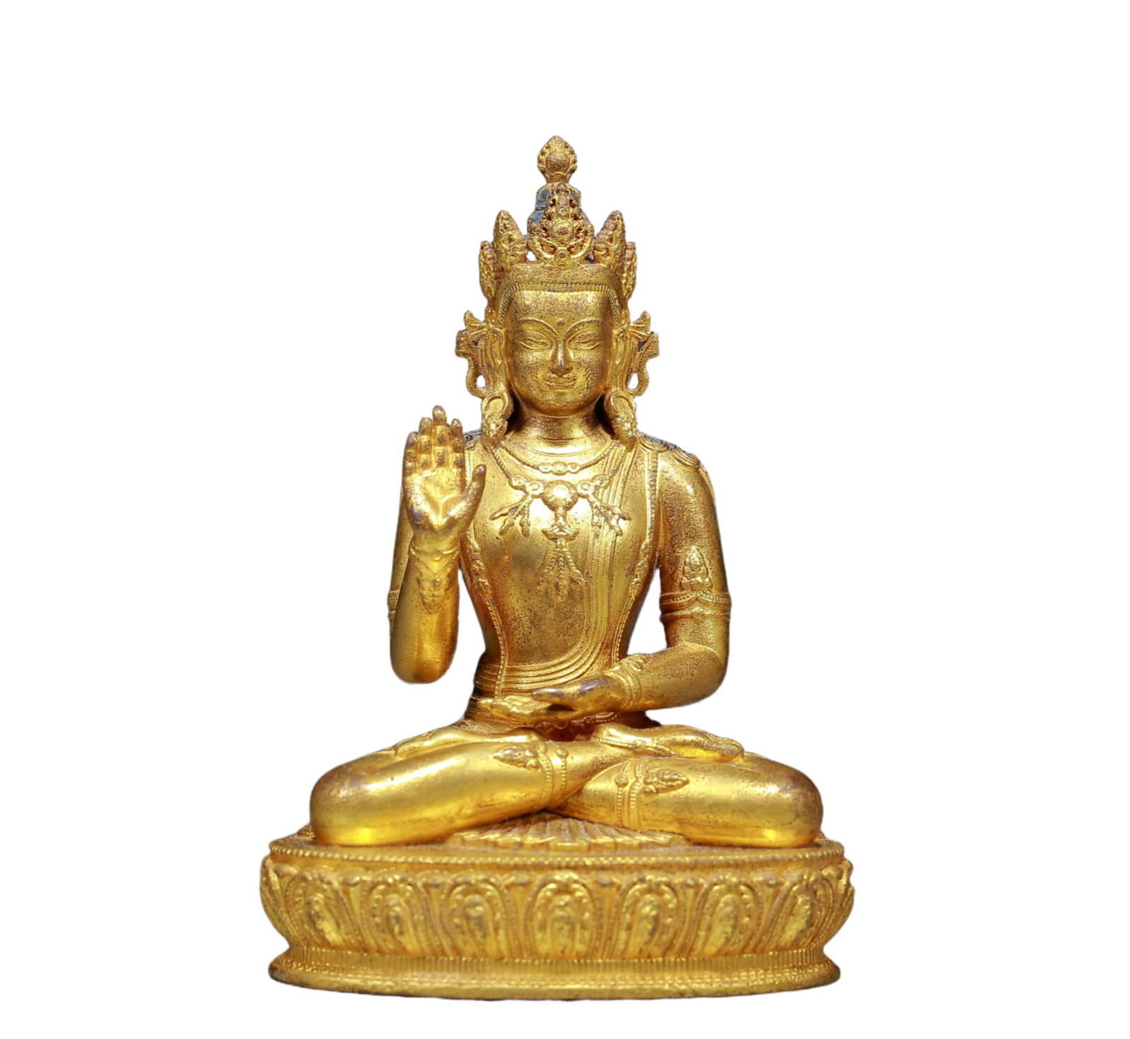 A Solemn Gilt Bronze Statue of Avalokitesvara: A Solemn Gilt Bronze Statue of Avalokitesvara,Ming Dynasty, China,Size:2.8inx2inx3.9in,Weight:235g 铜鎏金观音像，明代