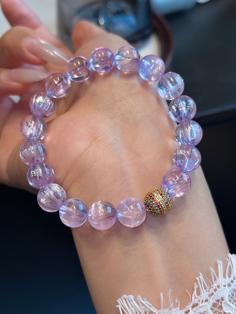 An Exquisite Crystal Bracelets - 5