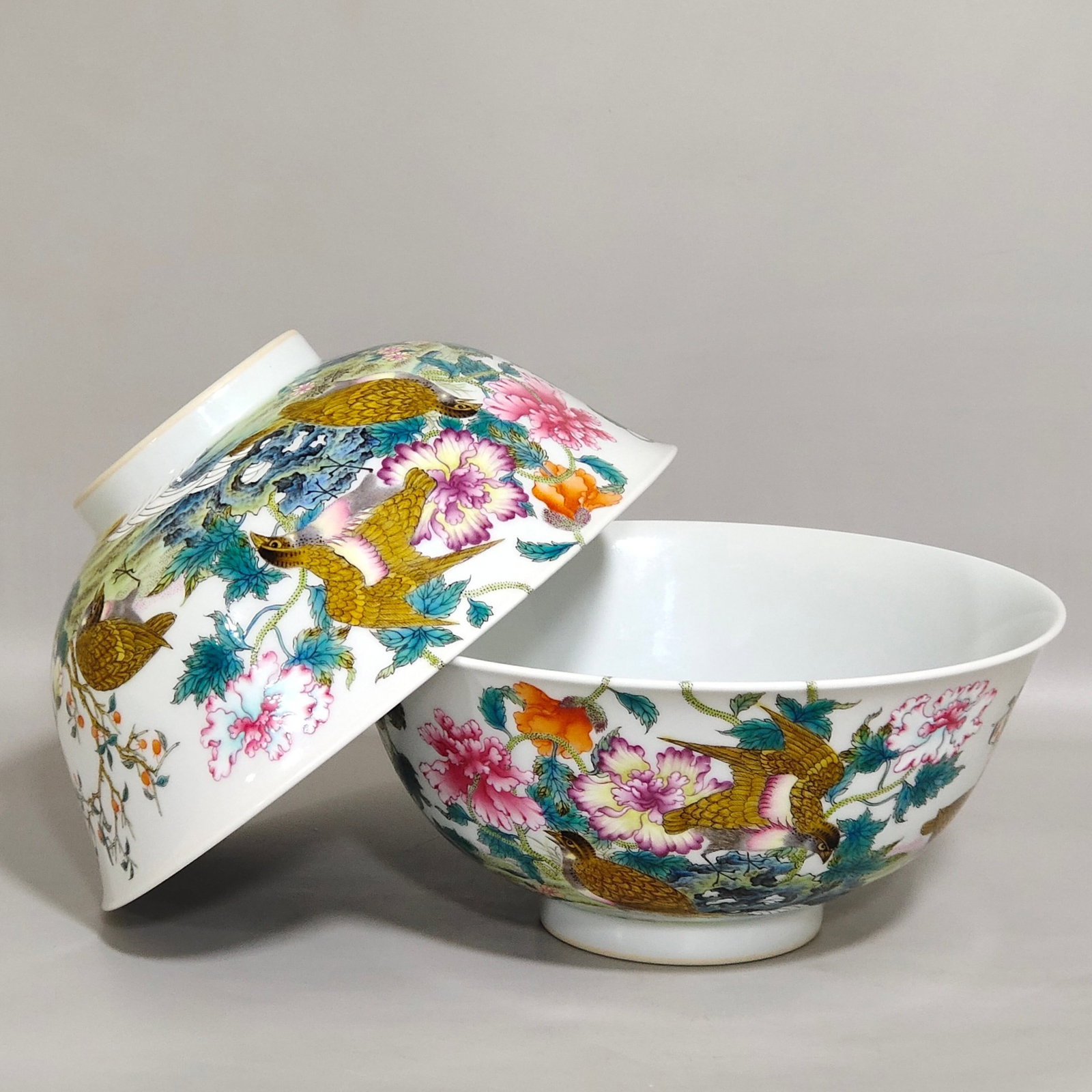 A Pair of Exquisite Famille-Rose Flower and Bird Pattern Bowls,With Poem: A Pair of Exquisite Famille-Rose Flower and Bird Pattern Bowls,With Poem,Qing Dynasty,China,Yongzheng Six-character Mark,Size:3.1inx6.7in 