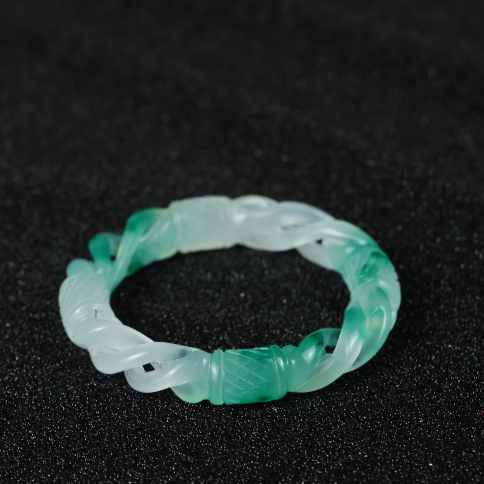 An Exquisite Jadeite Bracelets - 6
