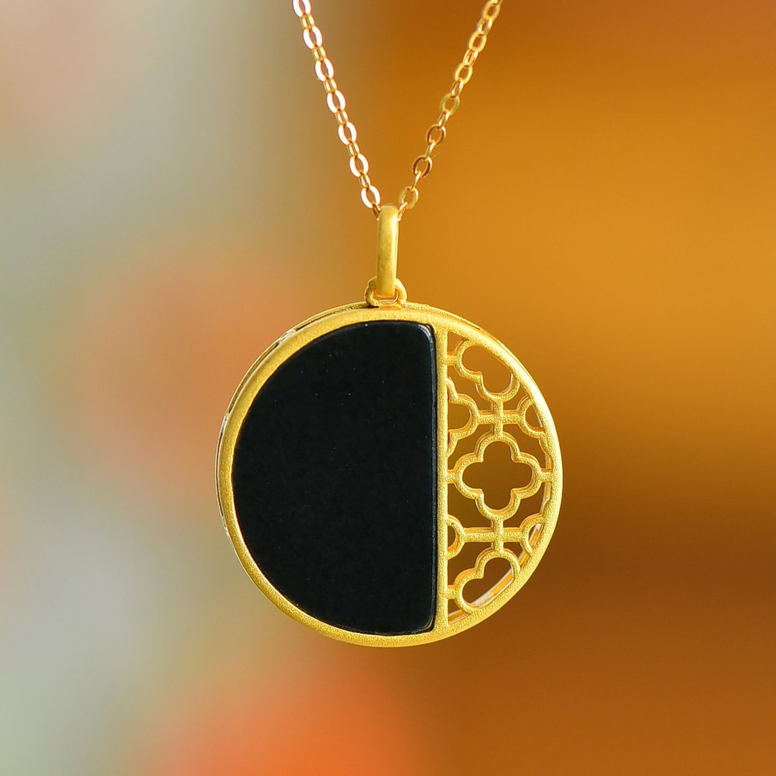 An Exquisite Sterling Silver-Gold Plated Inlaid Black Jade Pendant (1 of 5)