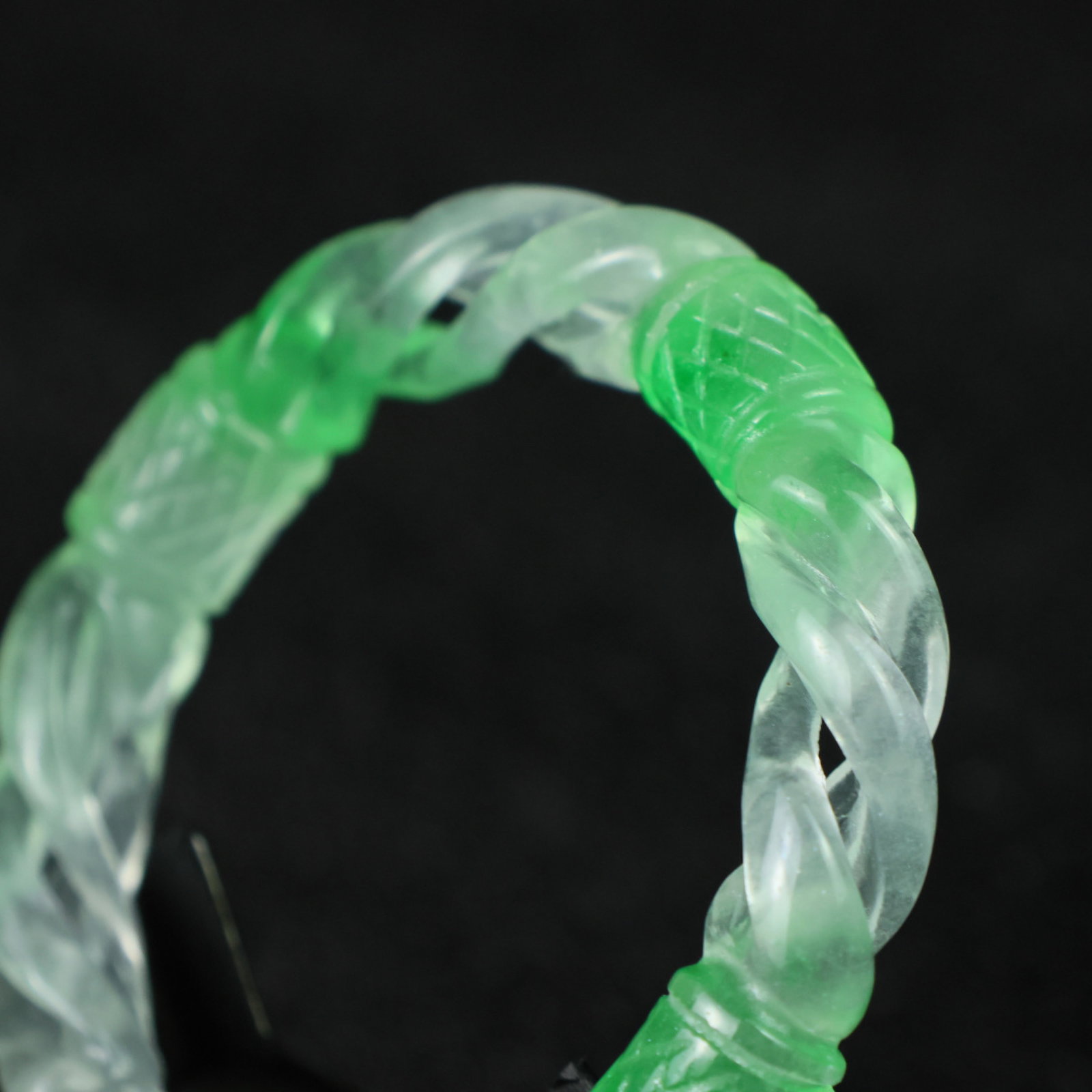 An Exquisite Jadeite Bracelets - 4