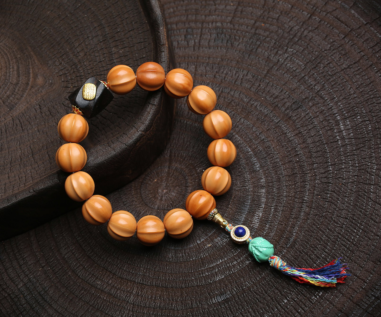 An Exquisite Walnut Bracelets - 6