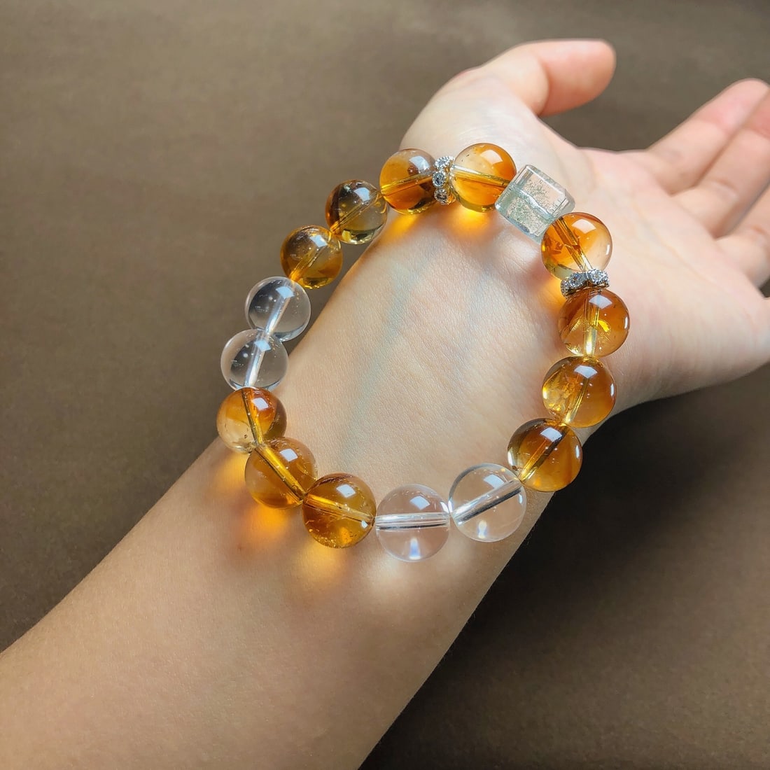 An Exquisite Crystal Bracelets - 3