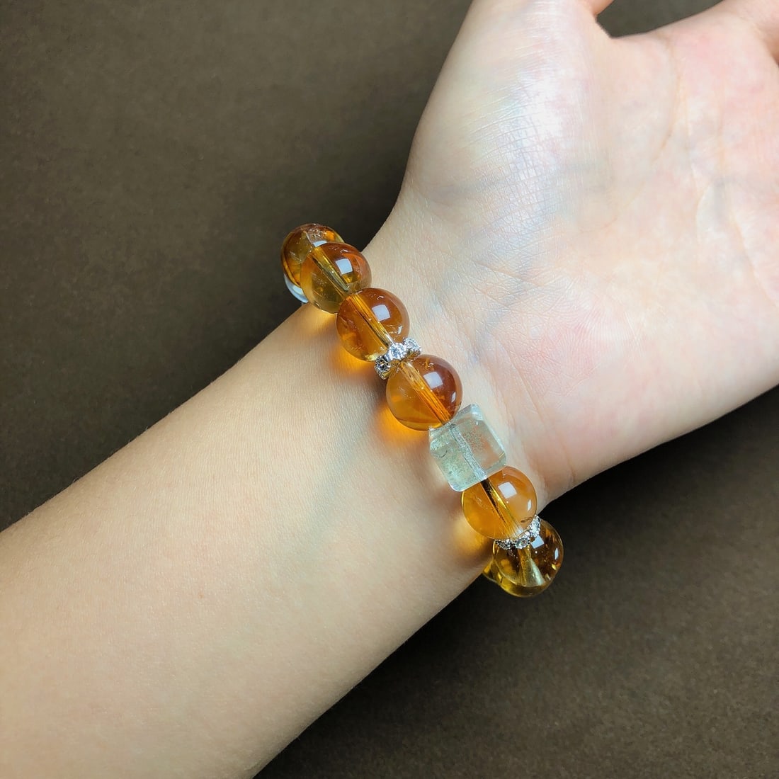 An Exquisite Crystal Bracelets - 5