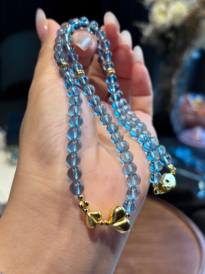 An Exquisite Aquamarine Necklace: An Exquisite Aquamarine Necklace,Size:6.3mm,Weight:28.7g 海蓝宝项链