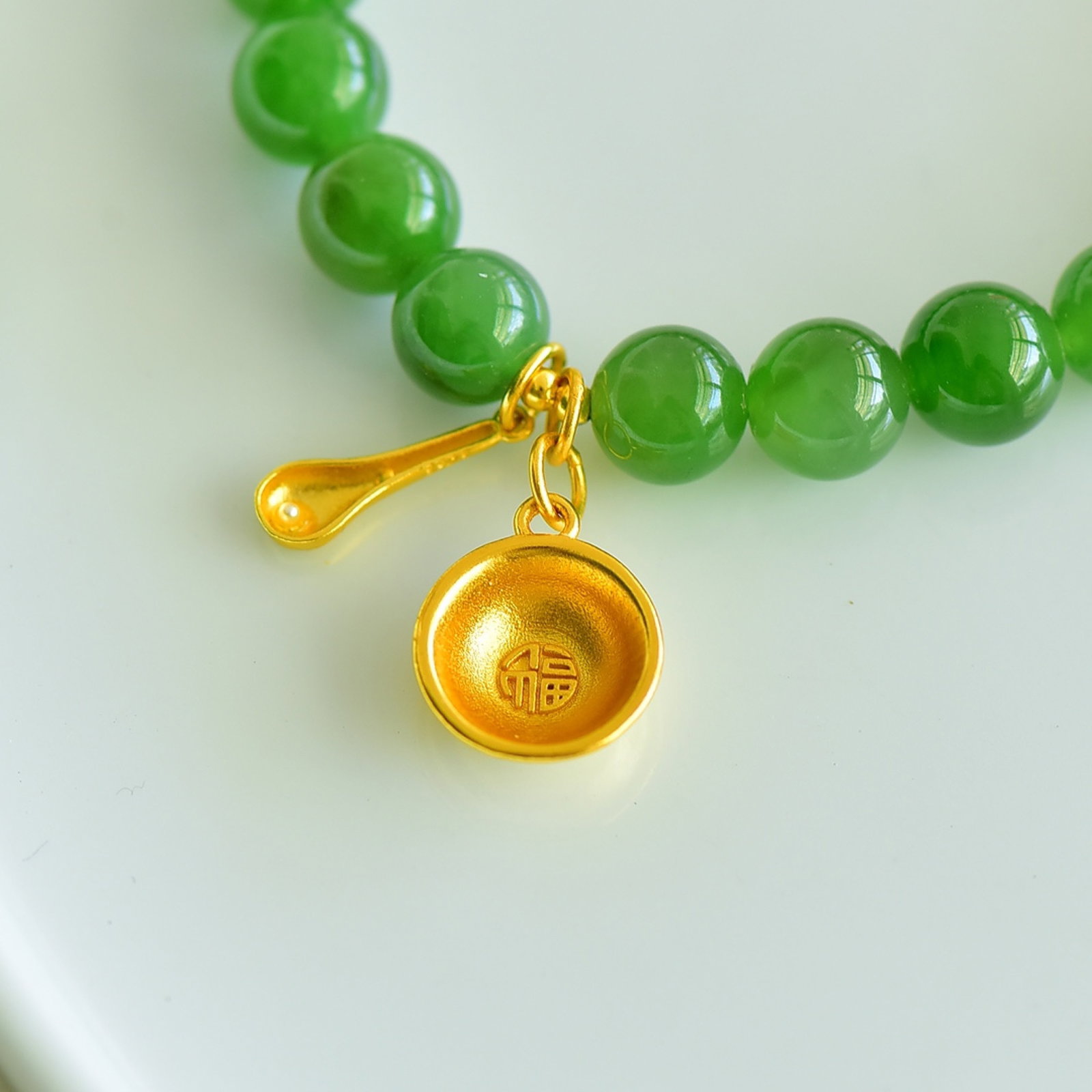 An Exquisite Jasper Bracelets - 4