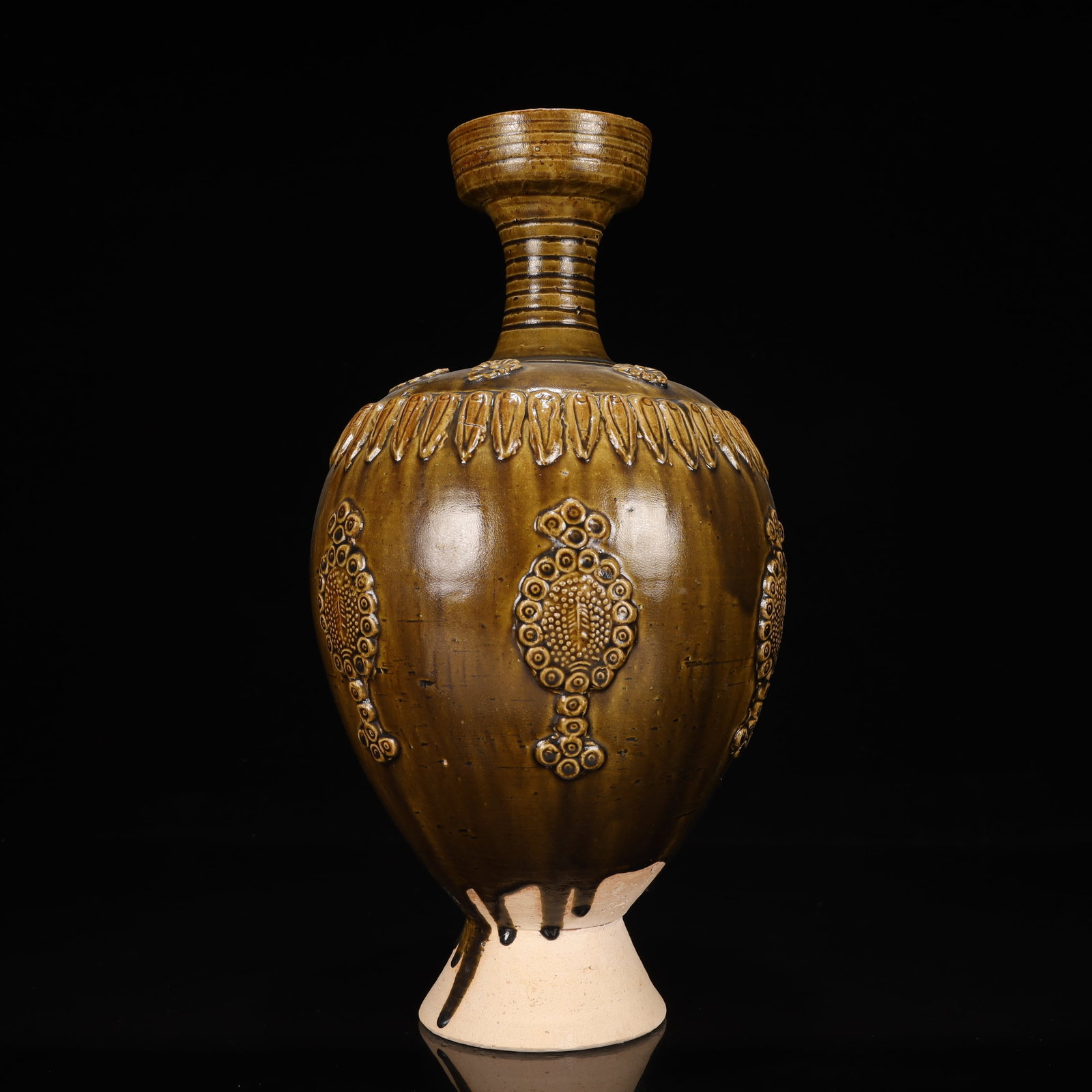 A Rare Tang Tri-Color Glazed Pottery Flower Pattern Vase (1 of 9)