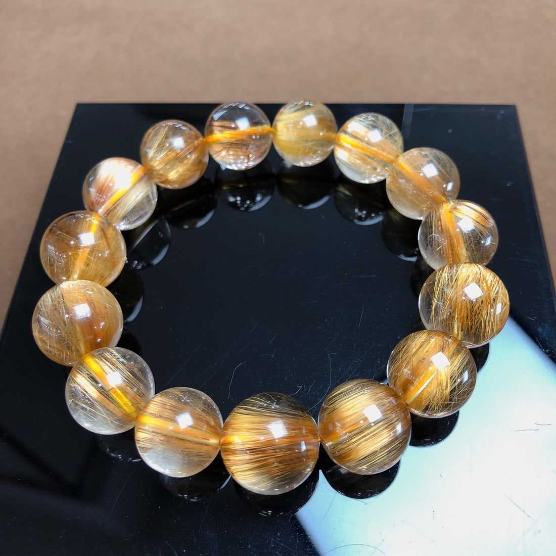 An Exquisite Crystal Bracelets - 9