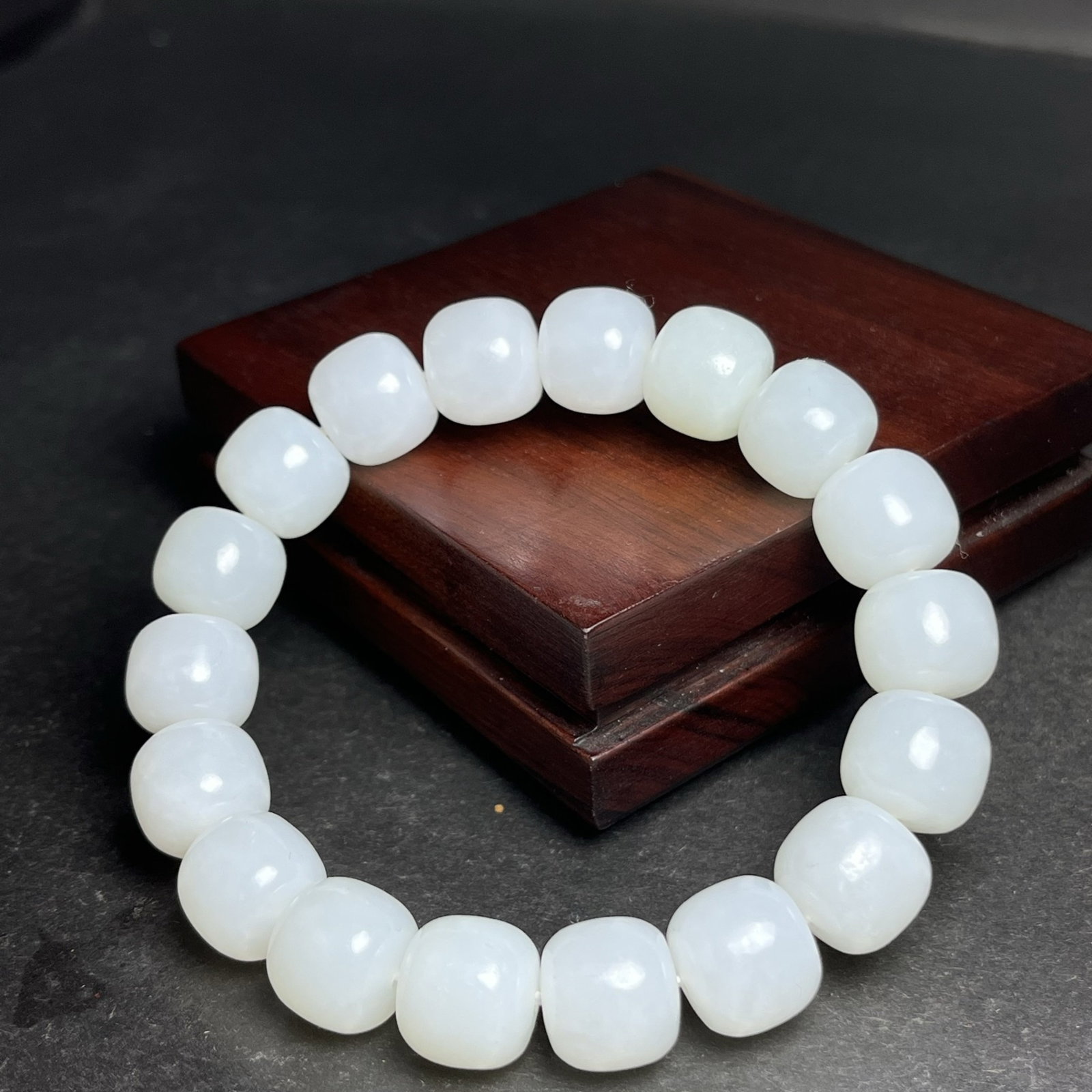 An Exquisite White Jade Bracelets - 6