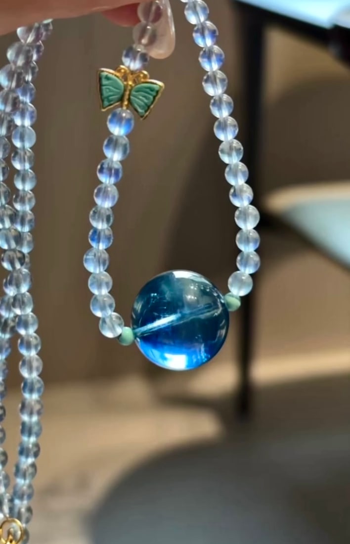 An Exquisite Aquamarine Pendant - 3