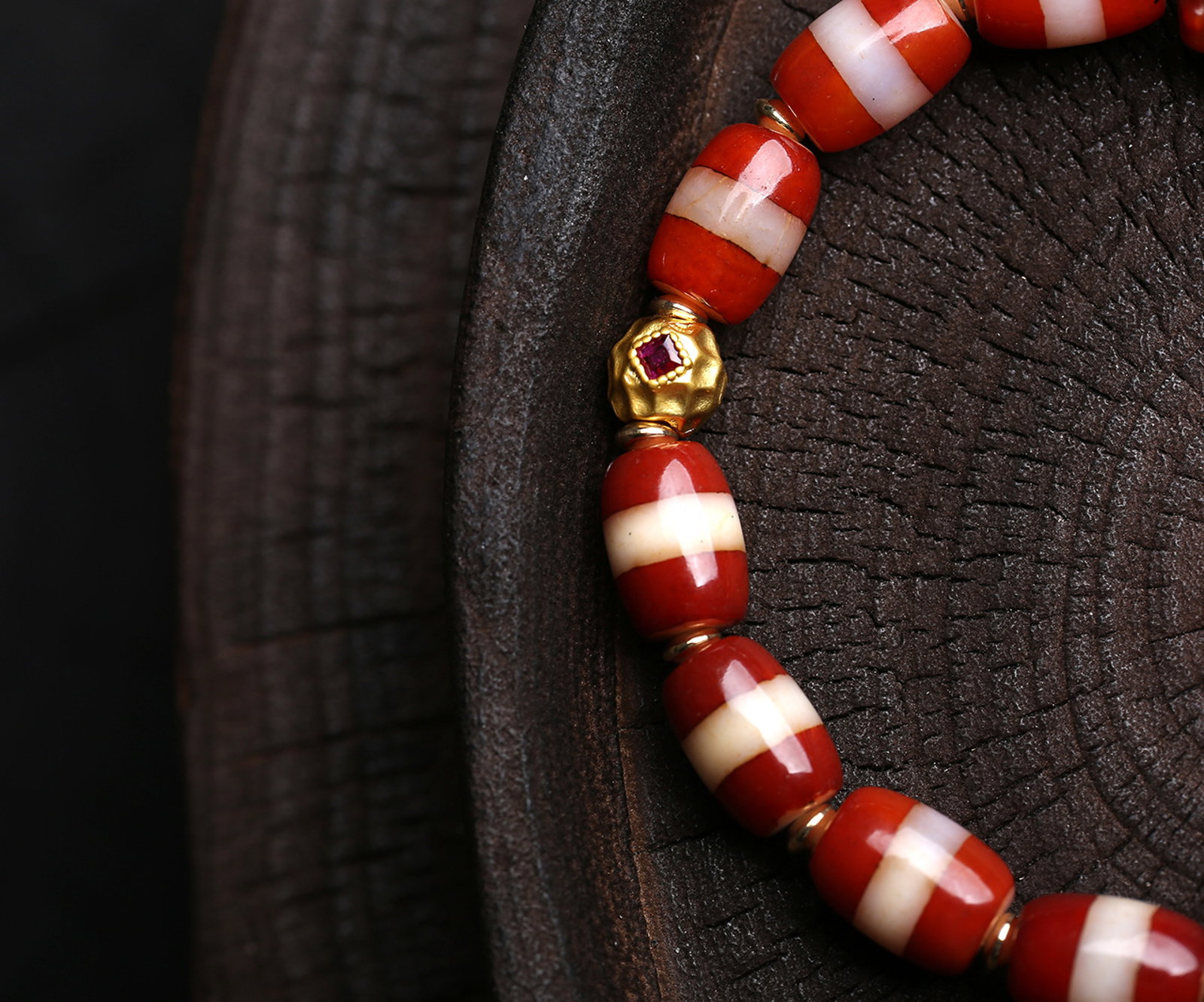 An Exquisite Agate Bracelets - 4