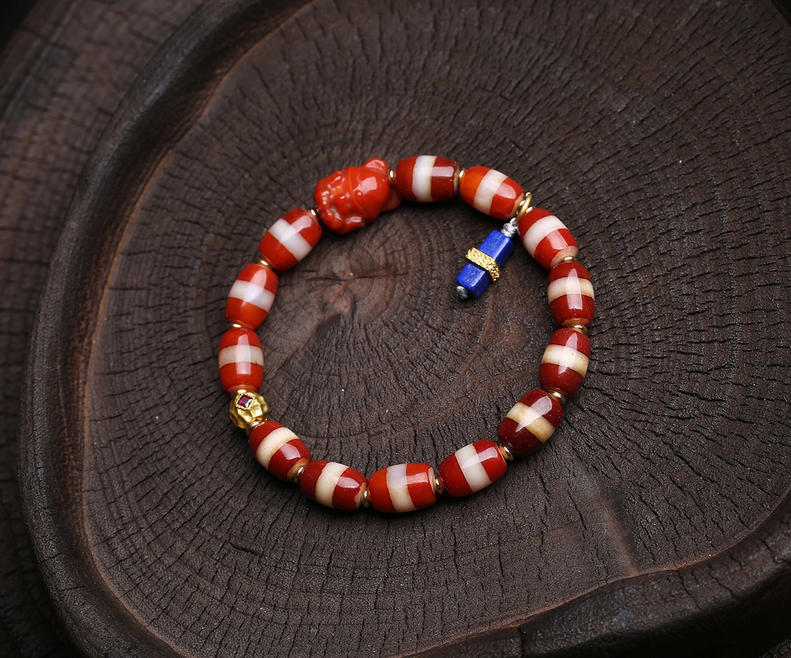 An Exquisite Agate Bracelets - 6