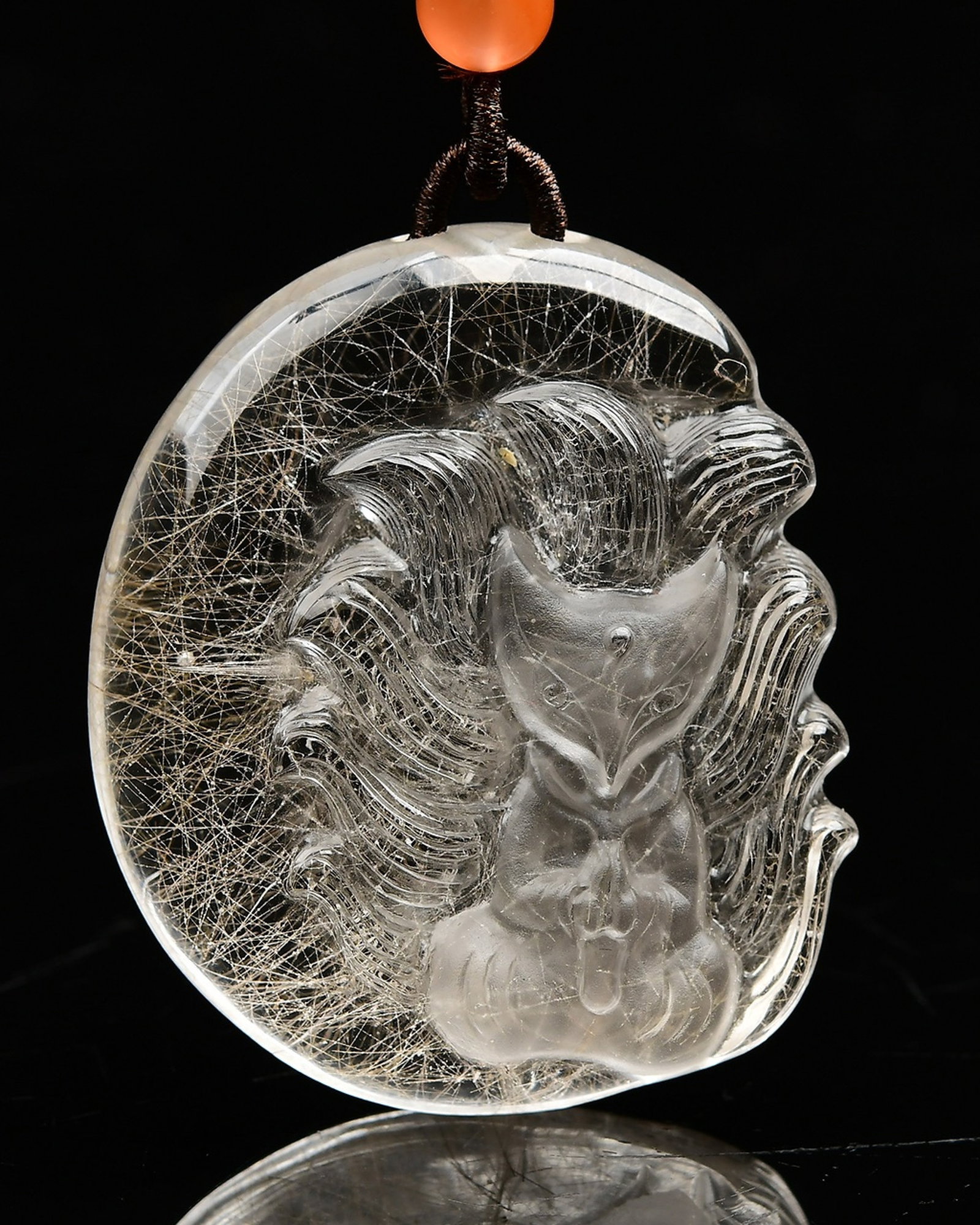 An Exquisite Crystal Nine-Tailed Fox Pattern Pendant: An Exquisite Crystal Nine-Tailed Fox Pattern Pendant,Size:48mmx40mmx15mm,Weight:48.6g 水晶九尾狐纹吊坠