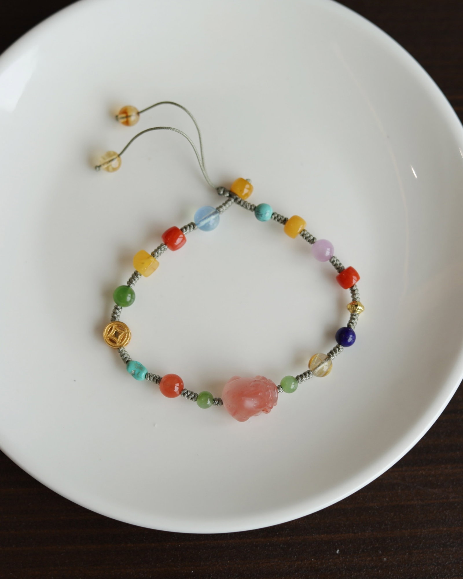 An Exquisite Agate Pi Xiu Bracelets: An Exquisite Agate Pi Xiu Bracelets,Size:12.5mm 玛瑙貔貅手串