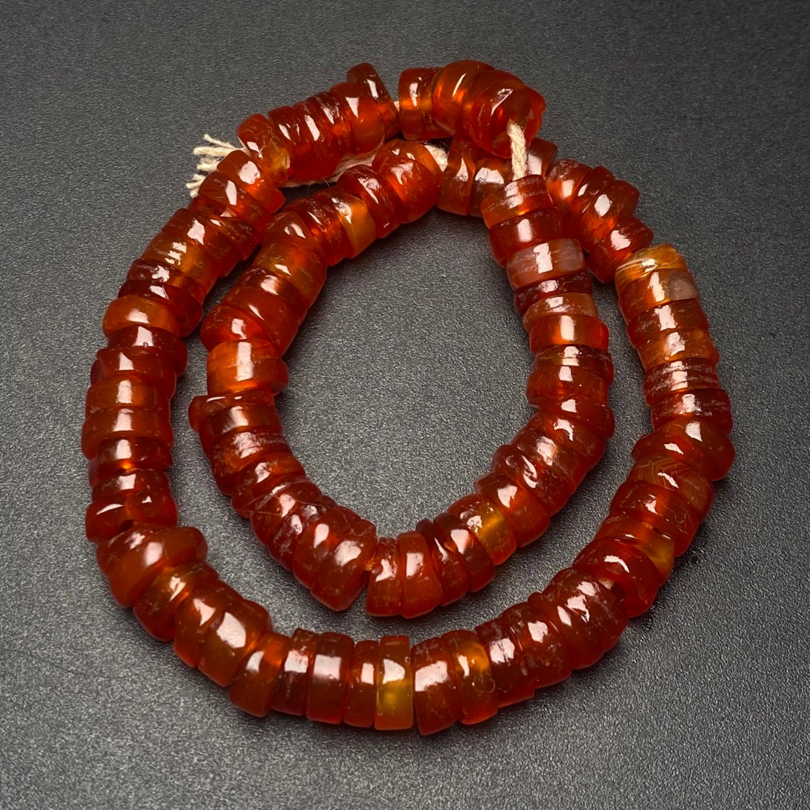 An Exquisite Agate Bracelets - 2