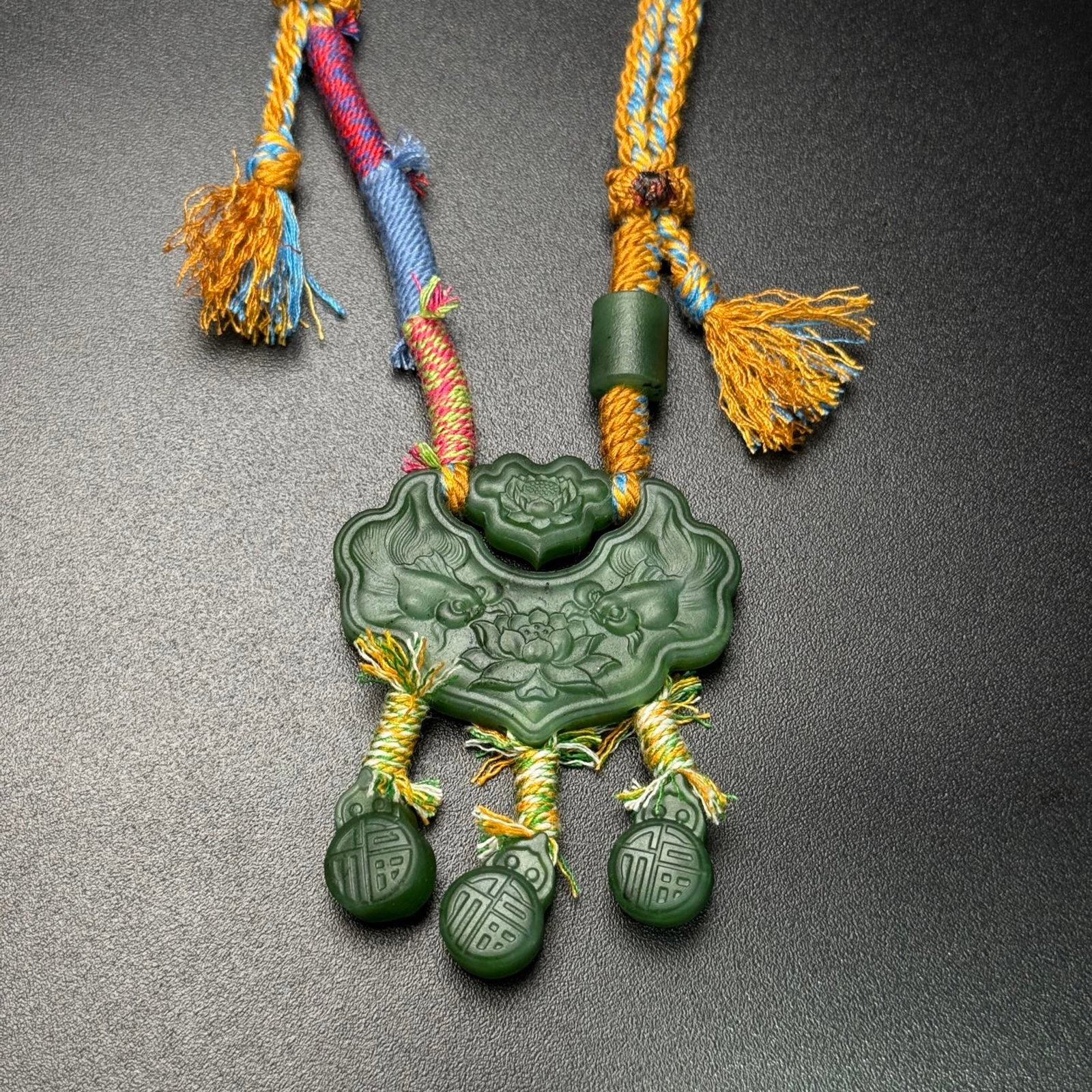 An Exquisite Jasper Lotus and Goldfish Pattern Pendant: An Exquisite Jasper Lotus and Goldfish Pattern Pendant,Qing Dynasty,China,Size:48mmx36mmx8.5mm,17mmx12mmx7.5mm,Total Weight:40g 