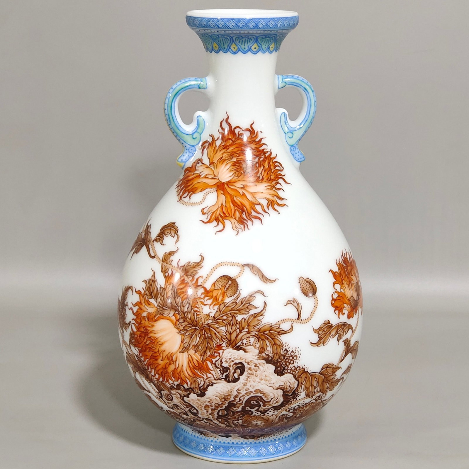 An Exquisite Ink Color Iron-Red Flower Pattern Double-Ears Vase,With Poem: An Exquisite Ink Color Iron-Red Flower Pattern Double-Ears Vase,With Poem,Qing Dynasty,China,Yongzheng Four-character Mark,Size:6.8inx3.7in
