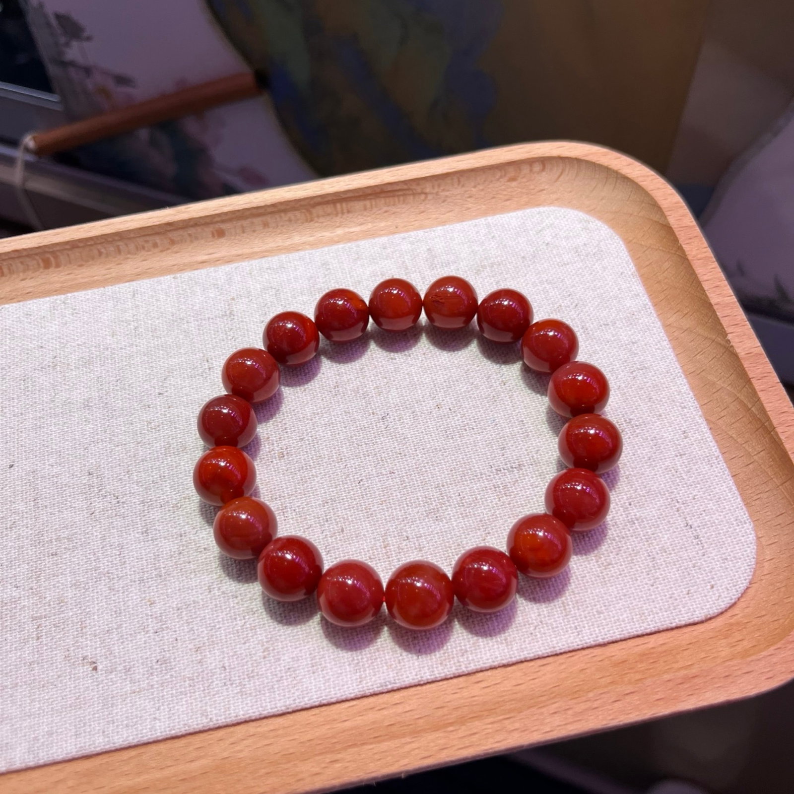 An Exquisite Agate Bracelets: An Exquisite Agate Bracelets,Size:11.5mm,Total Weight:39.7g 玛瑙手串