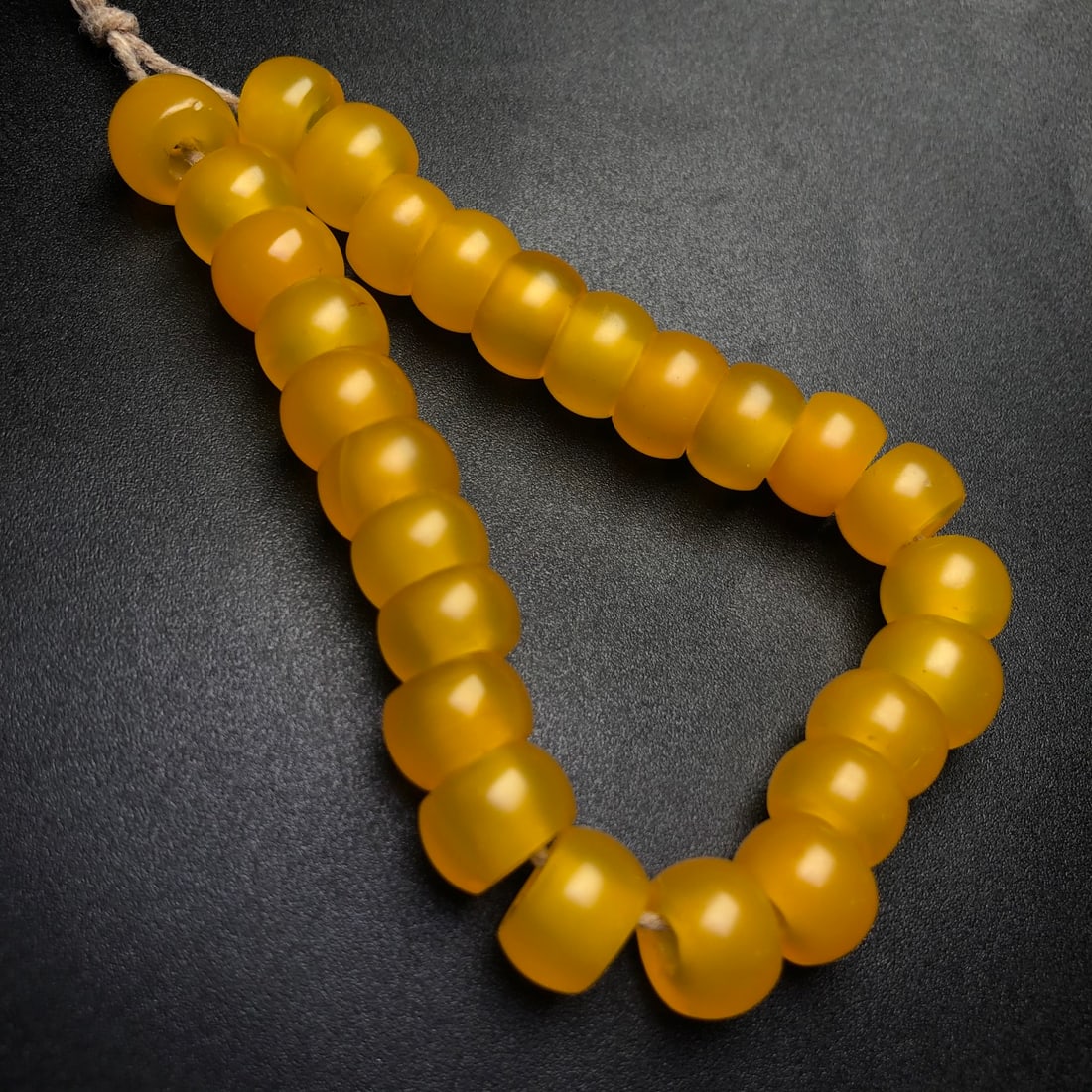 An Exquisite Agate Bracelets (1 of 9)