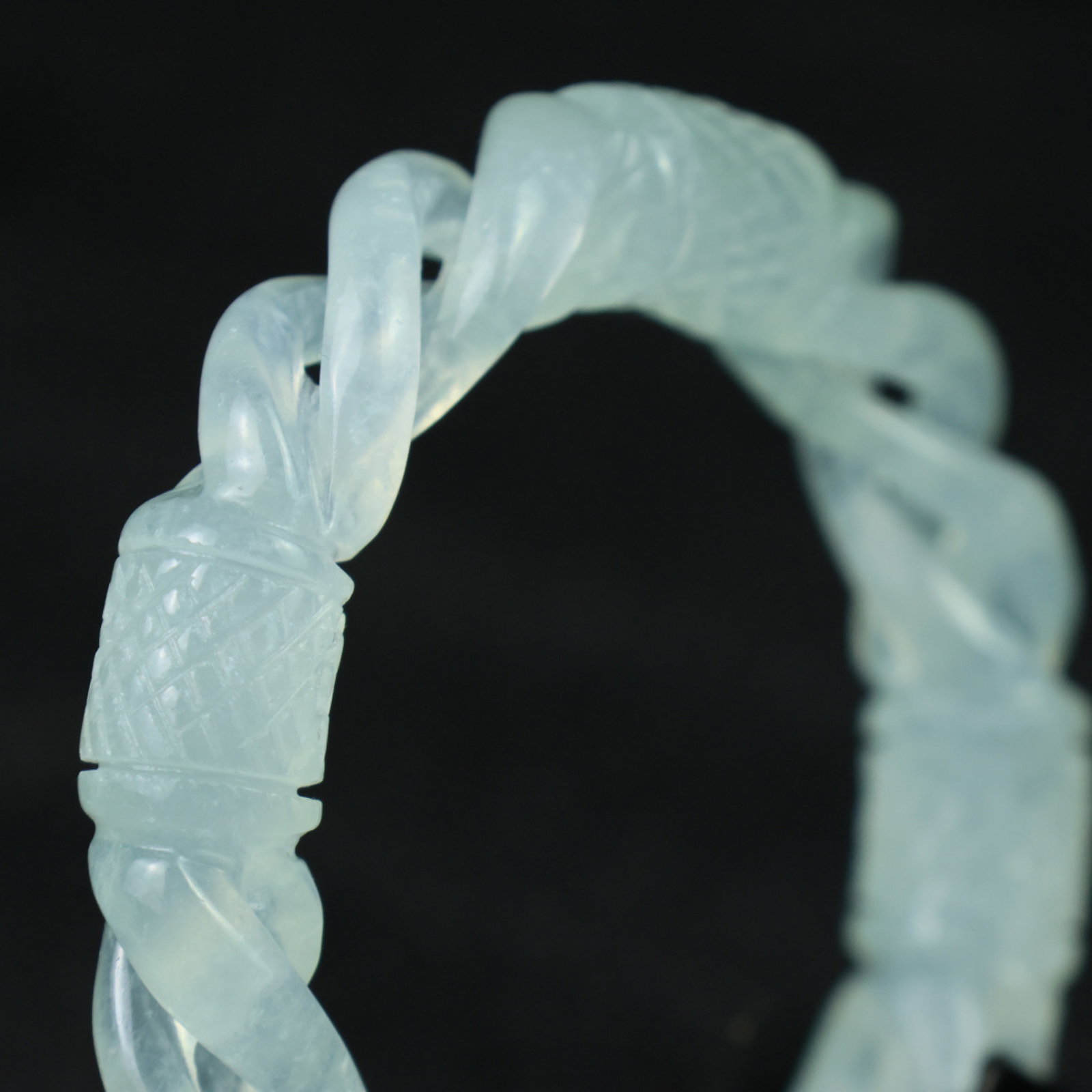 An Exquisite Jadeite Bracelets - 3
