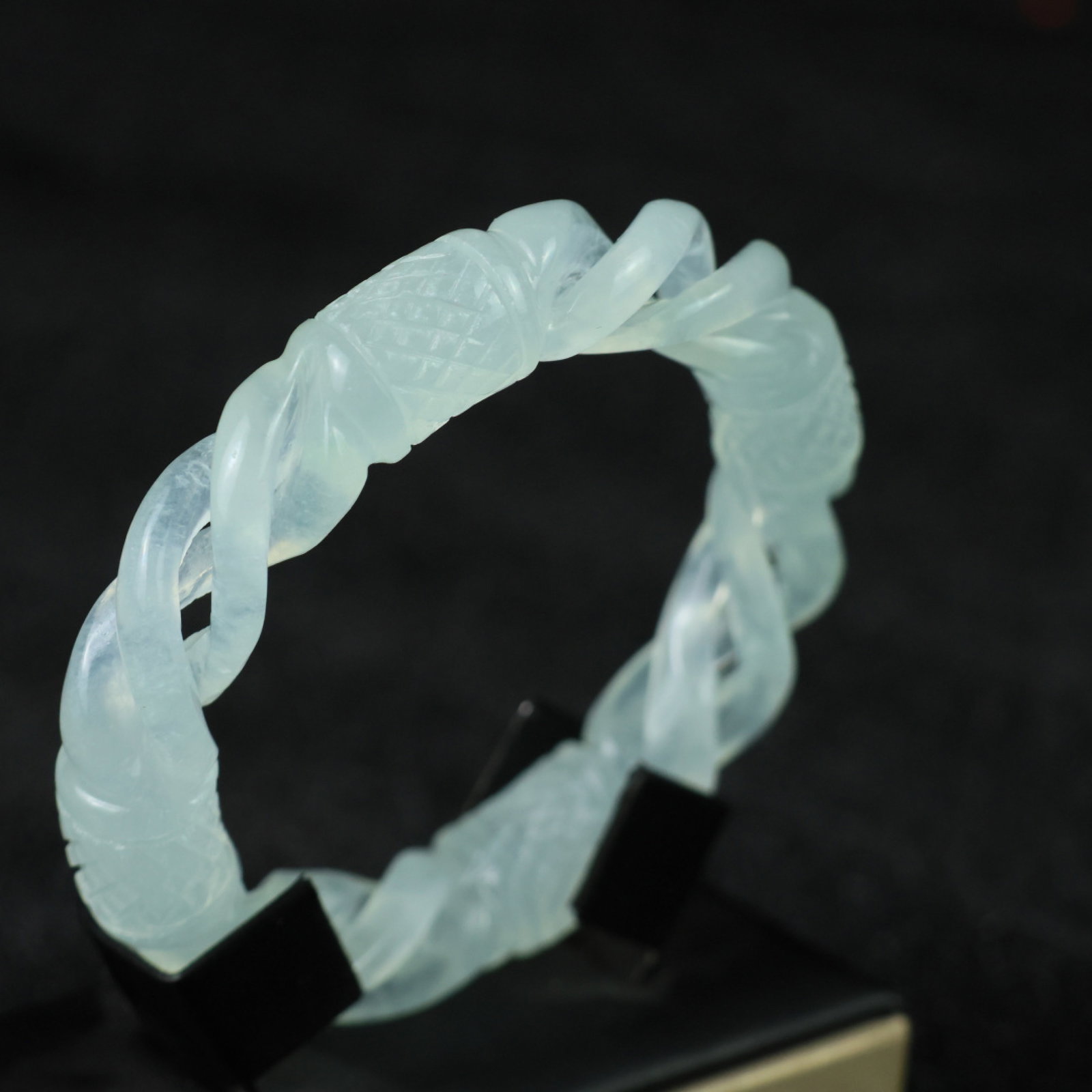 An Exquisite Jadeite Bracelets - 5