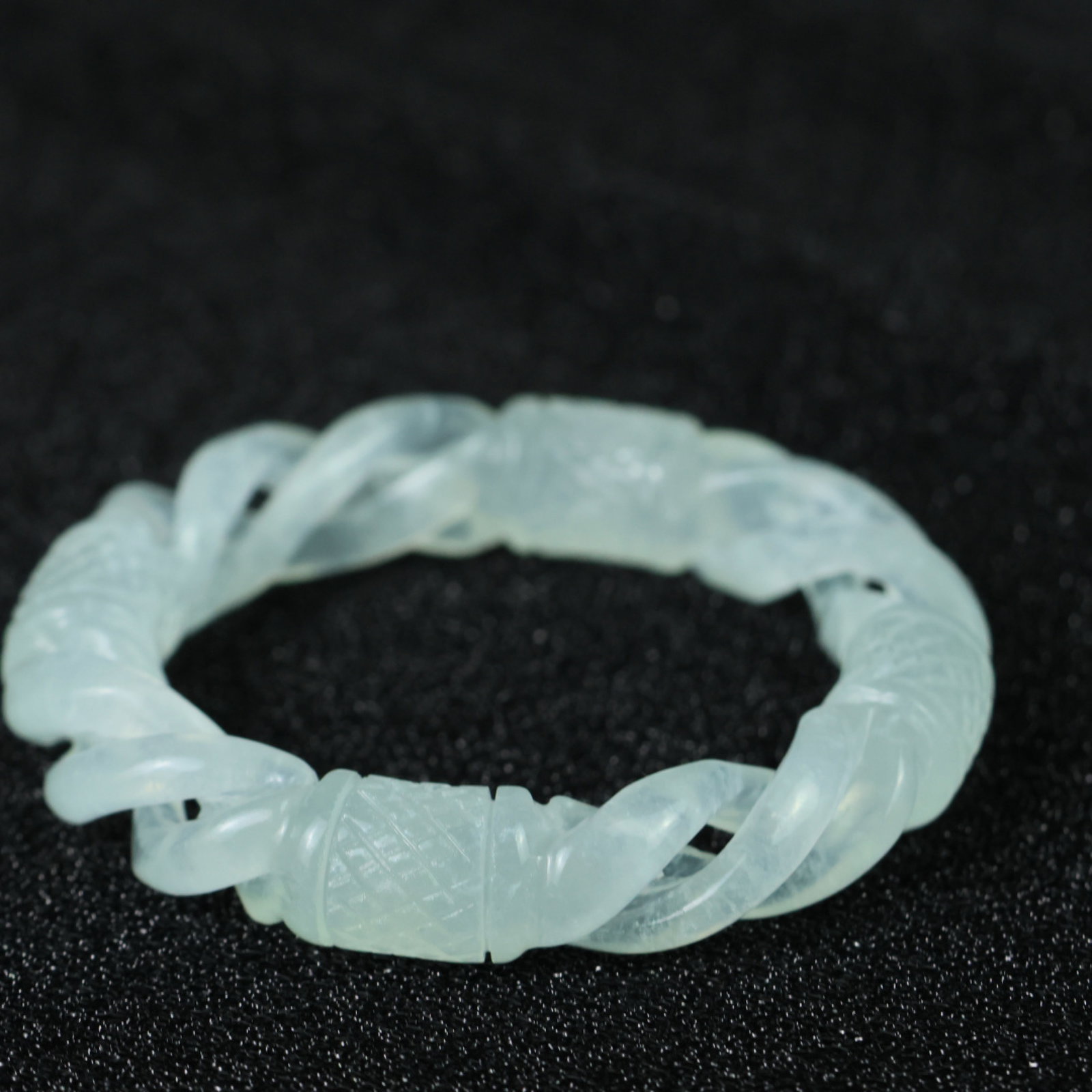 An Exquisite Jadeite Bracelets - 7