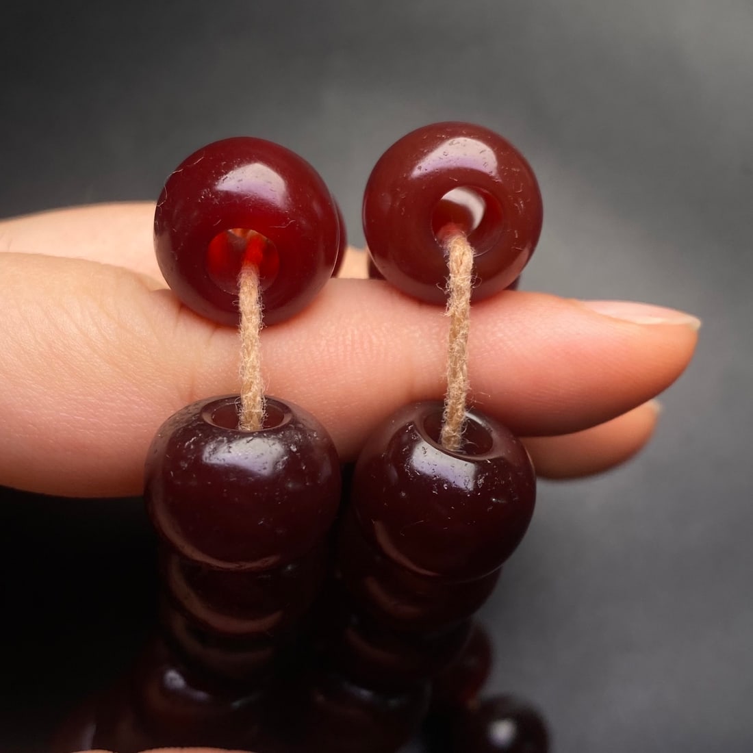 An Exquisite Agate Bracelets - 9