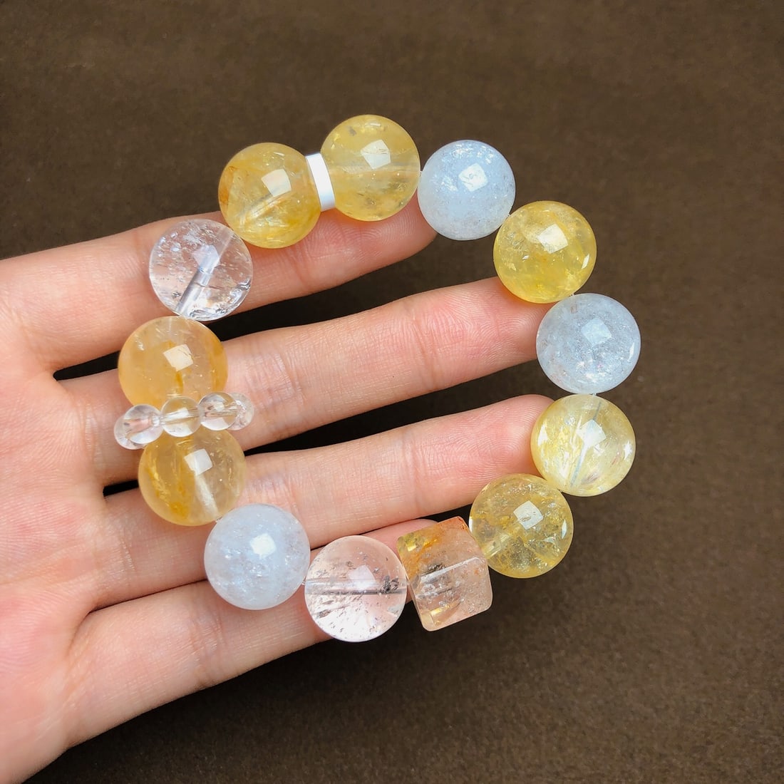 An Exquisite Crystal Bracelets: An Exquisite Crystal Bracelets,Size:14.7mm,Weight:56.3g 水晶手串