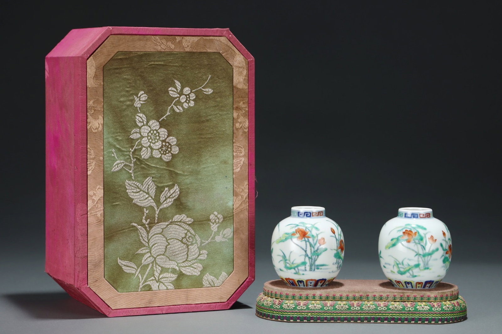 A Pair of Exquisite Doucai Lotus Pattern Jars (1 of 8)