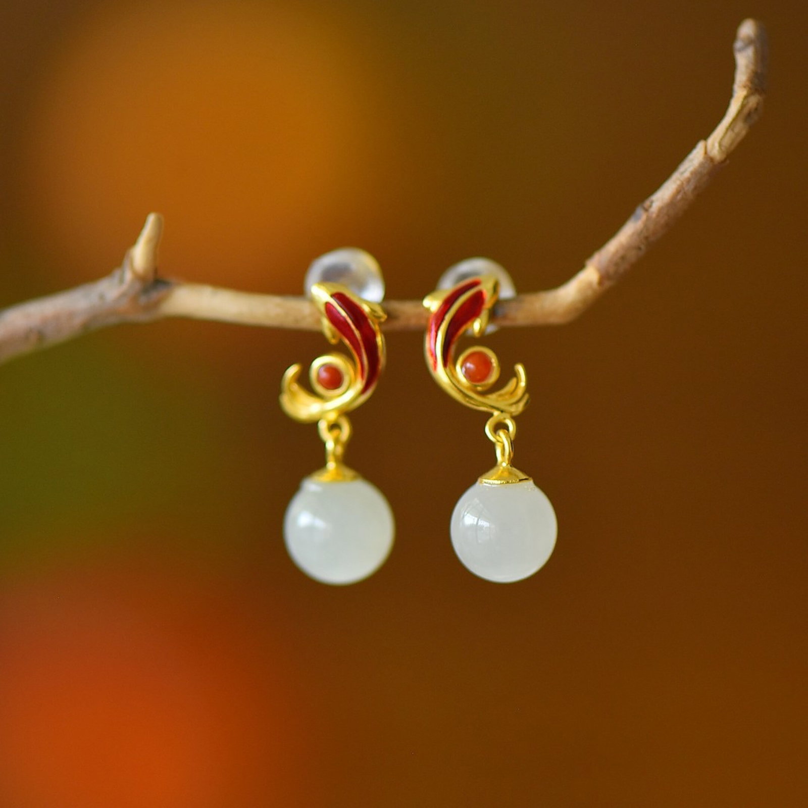 A Pair of Exquisite Sterling Silver-Gold Plated Inlaid White Jade Enamel Earrings: A Pair of Exquisite Sterling Silver-Gold Plated Inlaid White Jade Enamel Earrings 一对纯银镀金镶白玉珐琅耳环