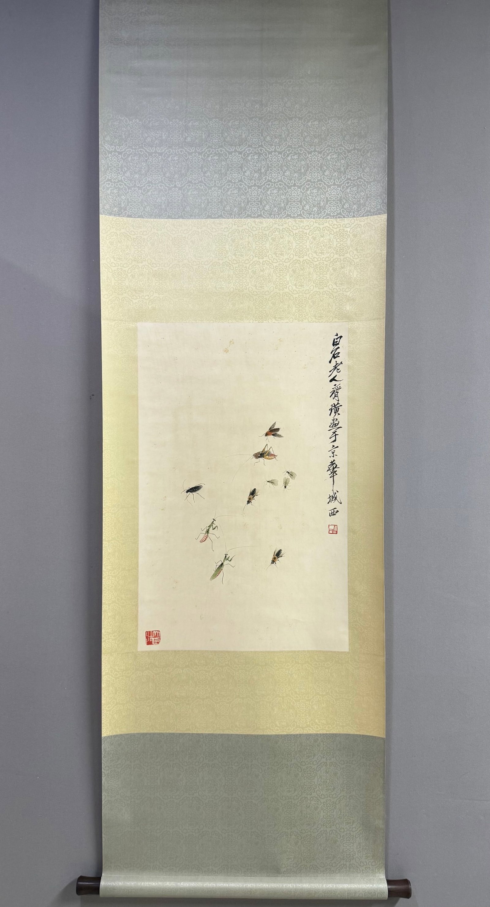 A Chinese Vertical Scroll Ink Painting of Insect on Paper,Qi Baishi: A Chinese Vertical Scroll Ink Painting of Insect on Paper,Qi Baishi,Size:27.6inx17.7in 一幅中国水墨昆虫图立轴,齐白石