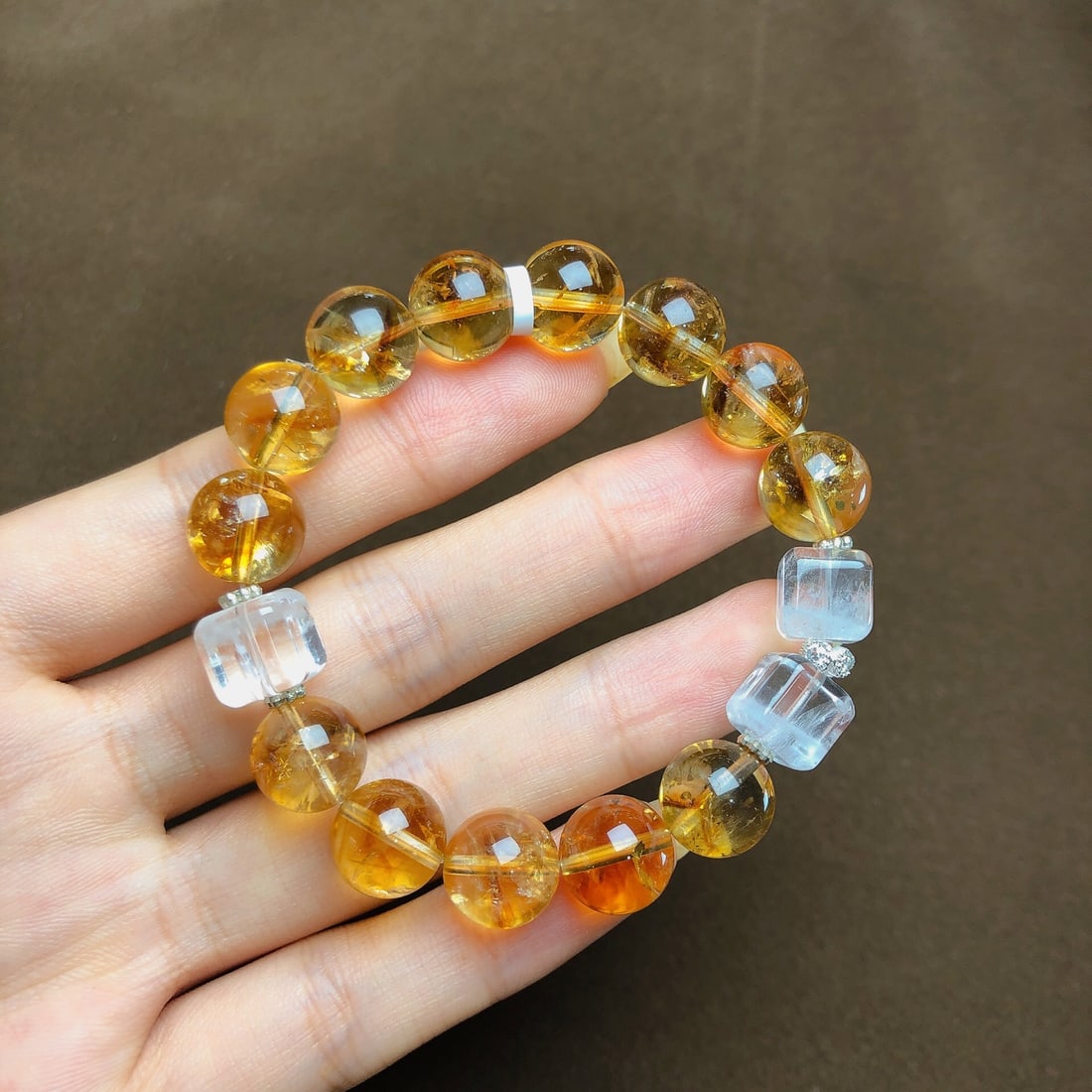 An Exquisite Crystal Bracelets: An Exquisite Crystal Bracelets,Size:11.3mm, Weight:31g 水晶手串