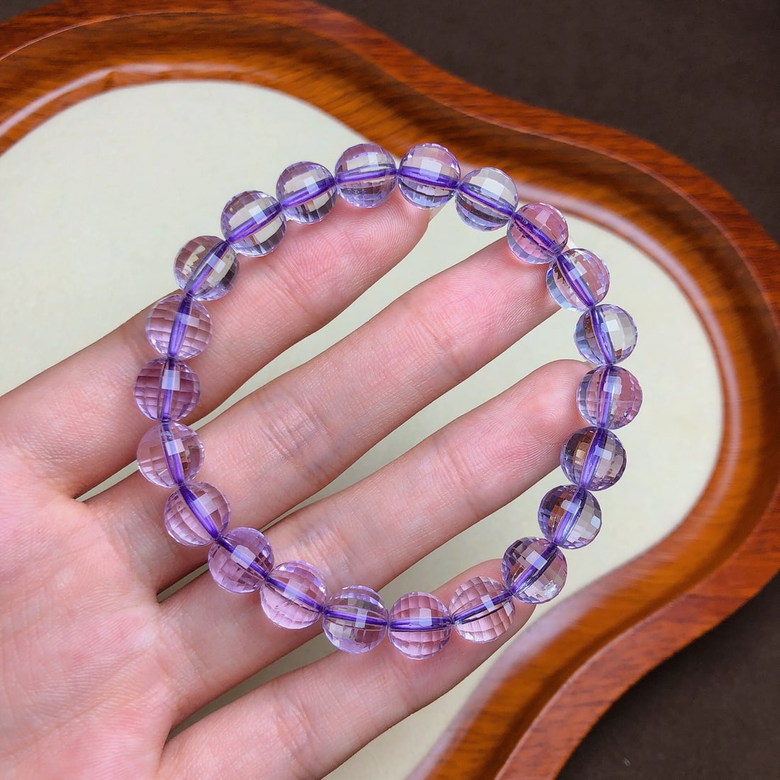 An Exquisite Crystal Bracelets: An Exquisite Crystal Bracelets,Size:8.3mm, Weight:19.4g 水晶手串