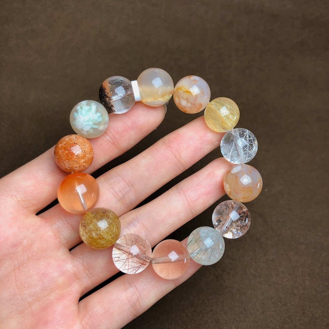 An Exquisite Crystal Bracelets: An Exquisite Crystal Bracelets,Size:13.6mm,Weight:50.3g 水晶手串