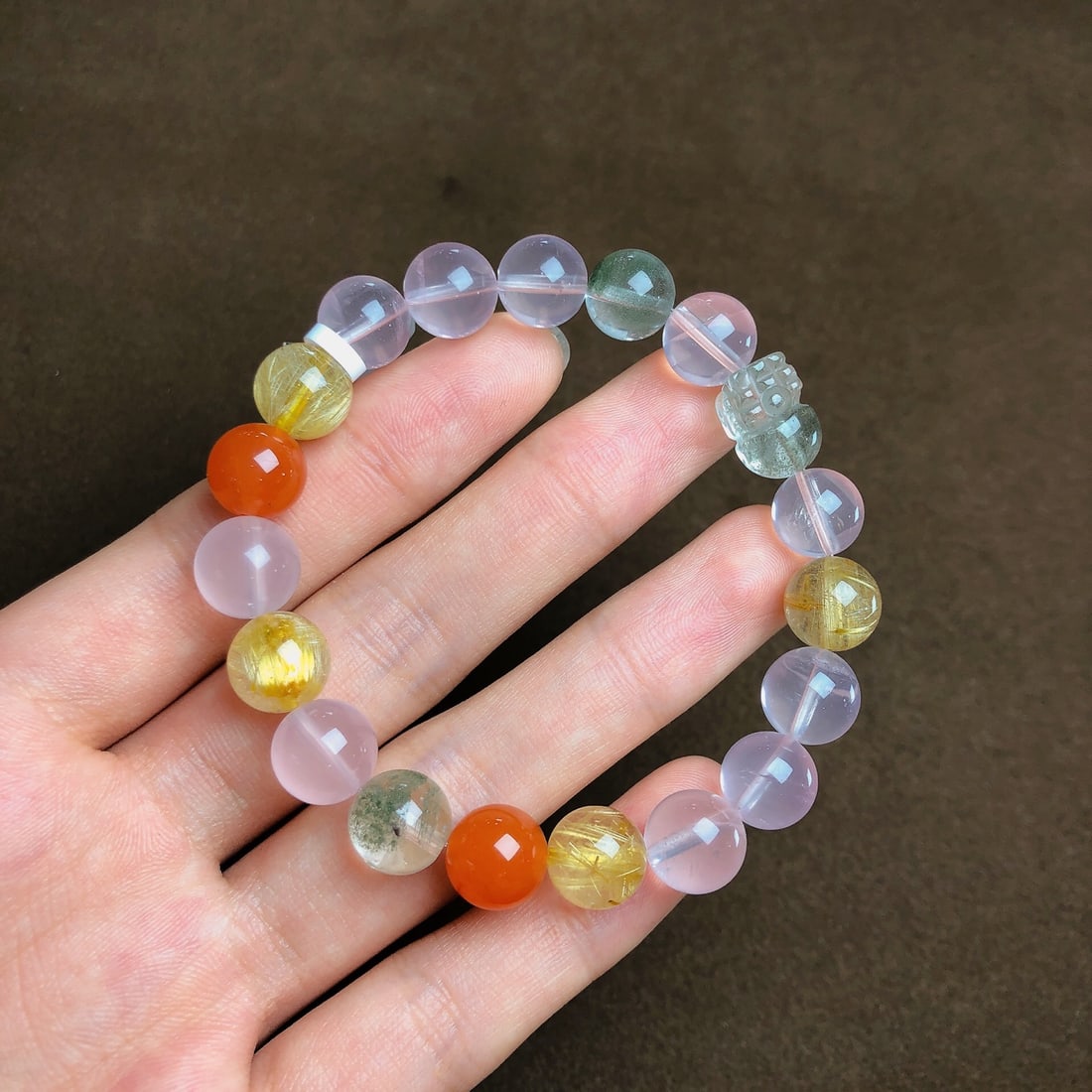 An Exquisite Crystal Bracelets: An Exquisite Crystal Bracelets,Size:9.7mm,Weight:25g 水晶手串