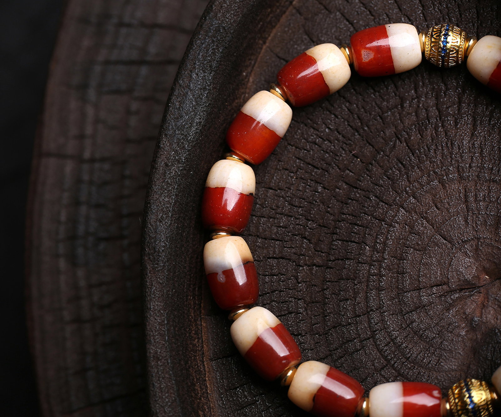 An Exquisite Agate Bracelets - 3