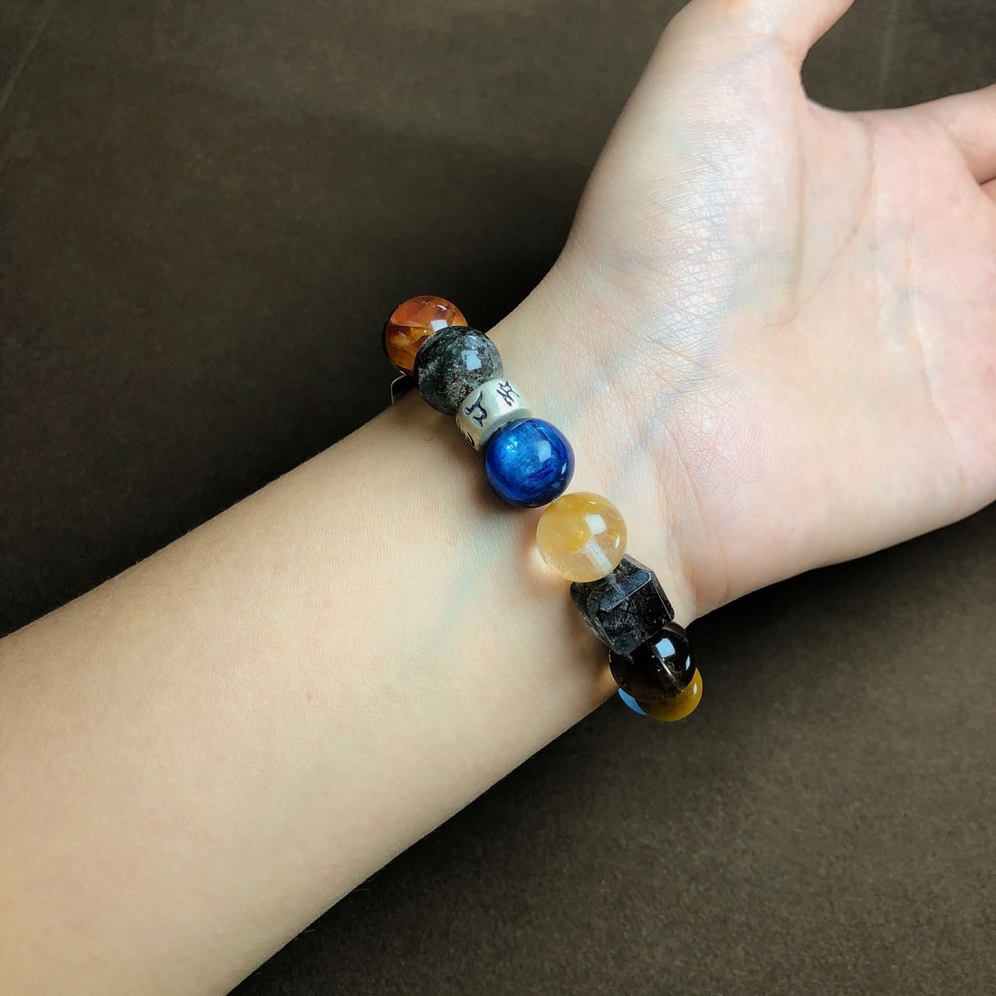 An Exquisite Multi-Gem Bracelets - 6