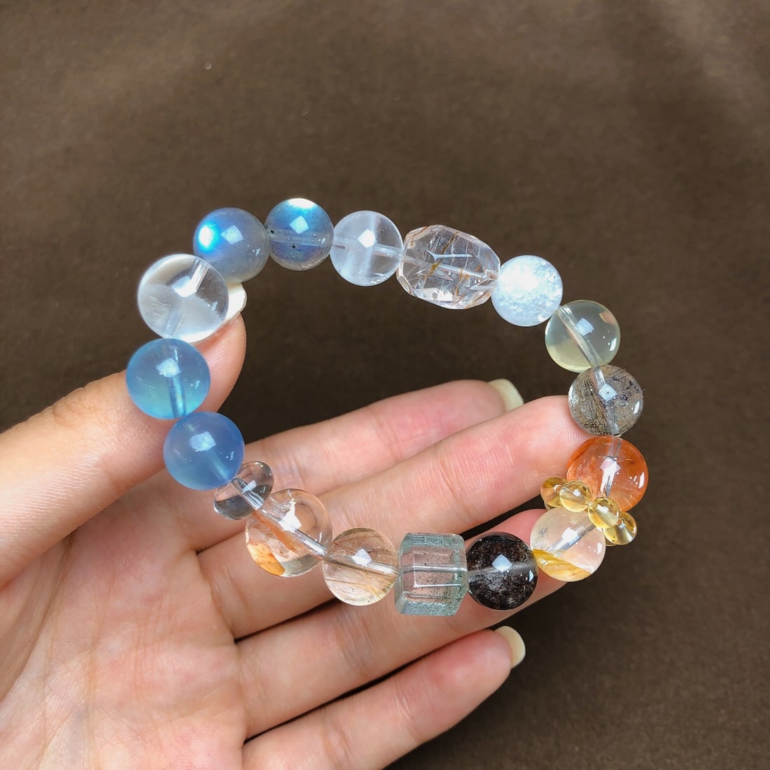 An Exquisite Crystal Bracelets - 4