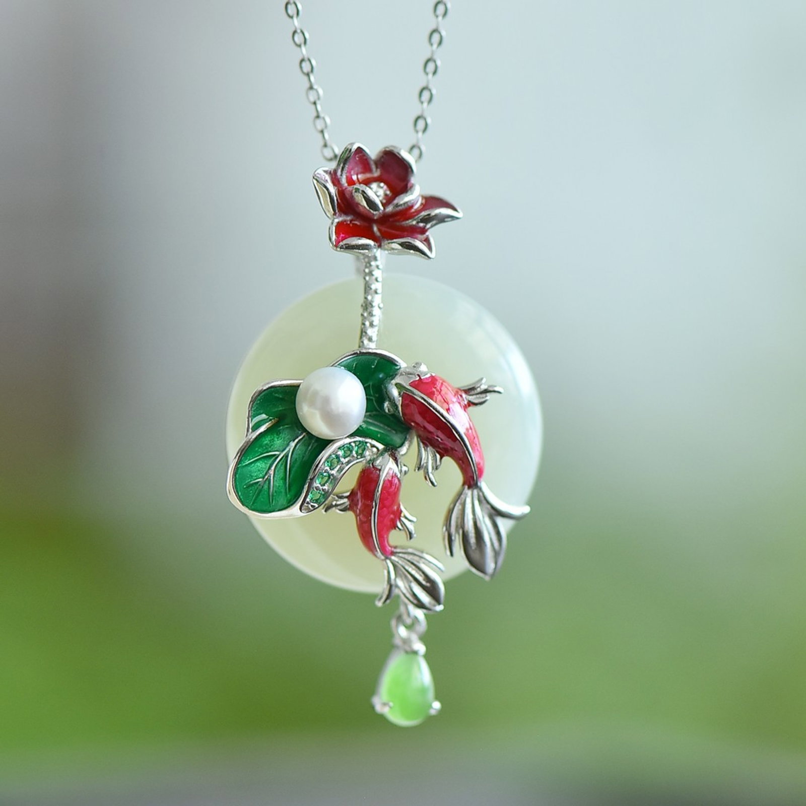 An Exquisite Sterling Silver Inlaid White Jade Enamel Pendant,Inlaid Pearls: An Exquisite Sterling Silver Inlaid White Jade Enamel Pendant,Inlaid Pearls 纯银镶白玉珐琅吊坠，嵌珍珠