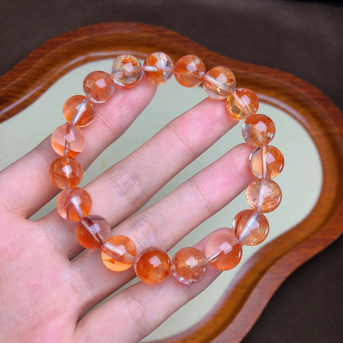 An Exquisite Crystal Bracelets: An Exquisite Crystal Bracelets,Size:10.5mm, Weight:31.9g 水晶手串